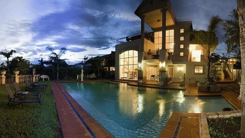 Valdior Guest House Умхланга Экстерьер фото