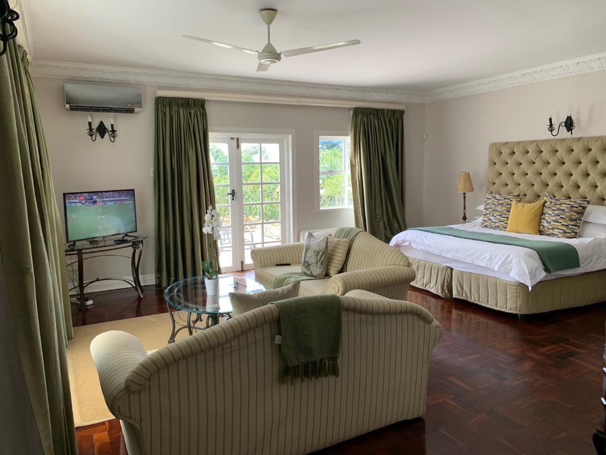 Valdior Guest House Умхланга Экстерьер фото