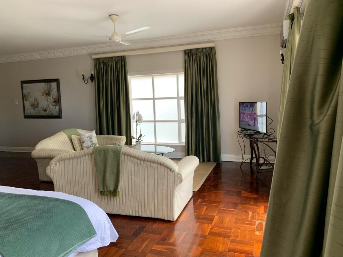 Valdior Guest House Умхланга Экстерьер фото
