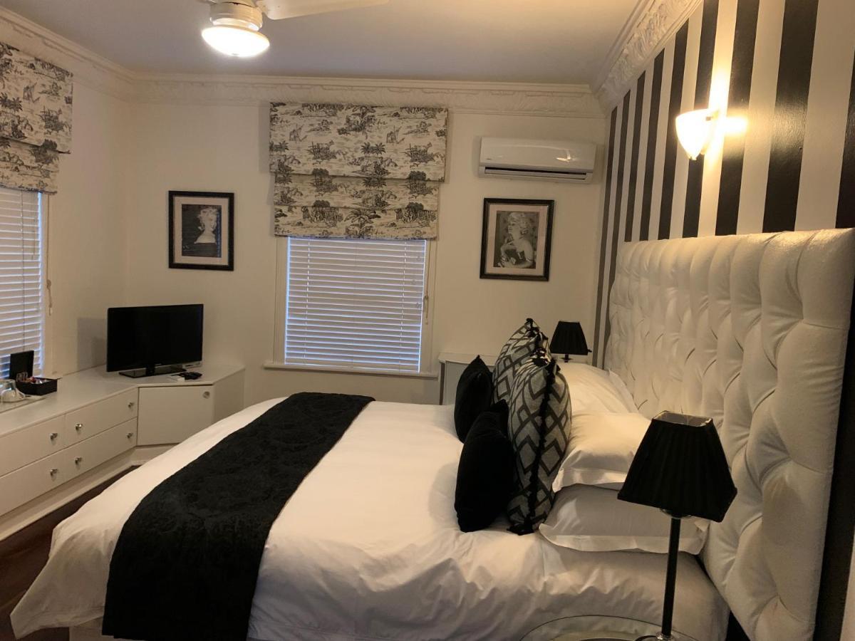 Valdior Guest House Умхланга Экстерьер фото
