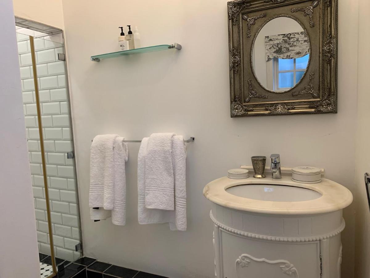 Valdior Guest House Умхланга Экстерьер фото