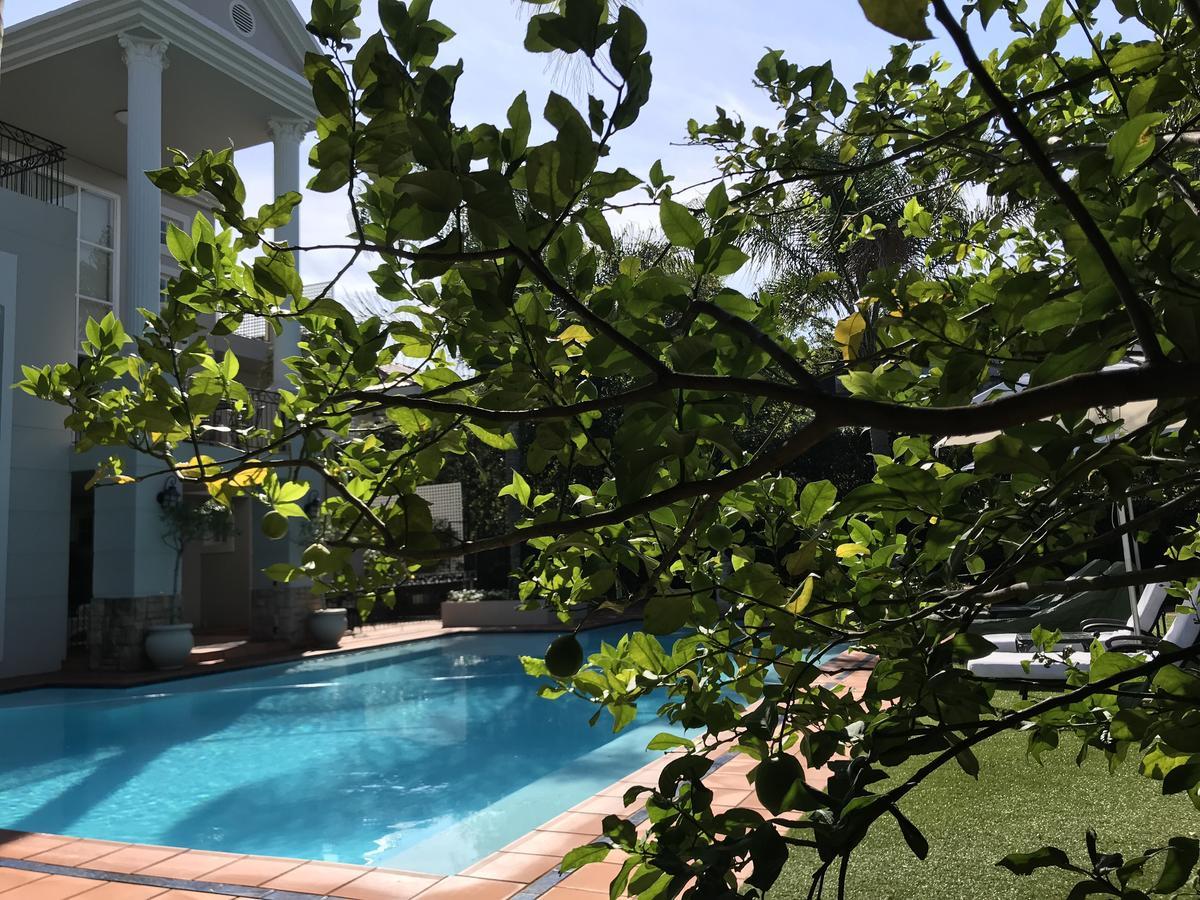 Valdior Guest House Умхланга Экстерьер фото