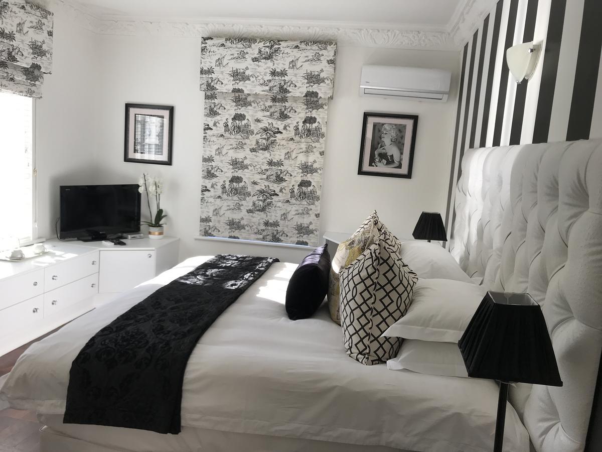 Valdior Guest House Умхланга Экстерьер фото
