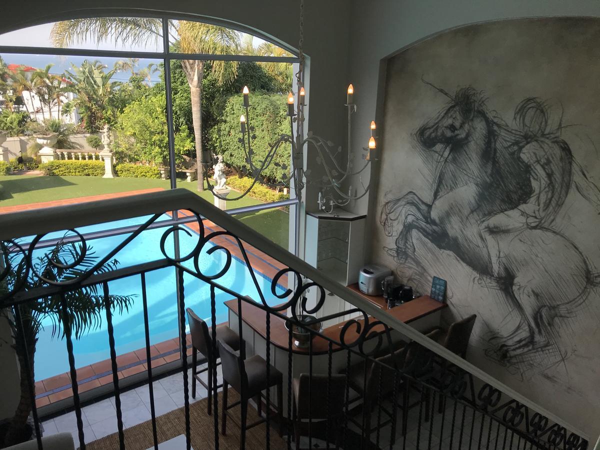 Valdior Guest House Умхланга Экстерьер фото